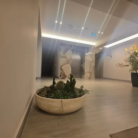 Miami Hotel