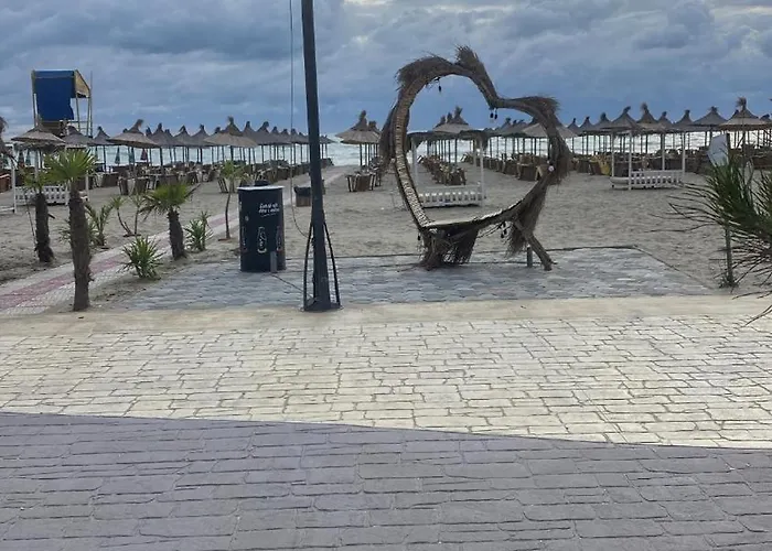 Hotel Miami Golem (Tirana)