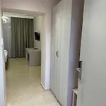 Hotel Miami *