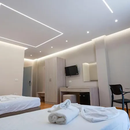 Hotel Miami *